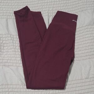 Alphalete Leggings Size Medium